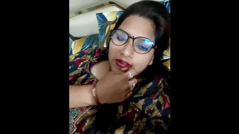 urvashi01224 @ stripchat on 20251108