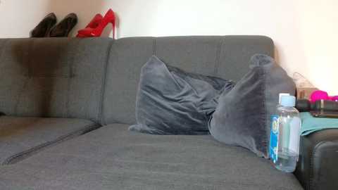 crimsondoll_xoxo @ stripchat on 20251109