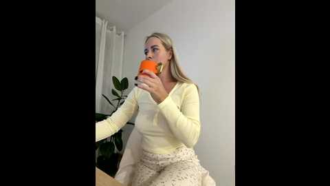 streetdoll @ stripchat on 20251109