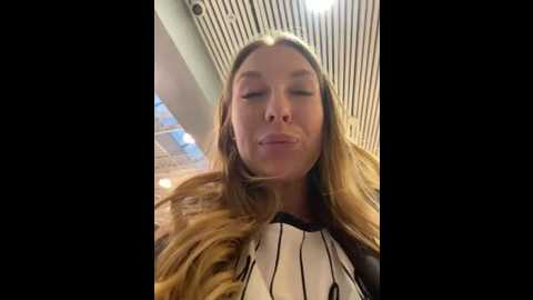 sweet___emily @ stripchat on 20251109