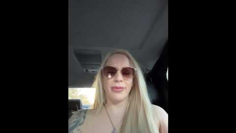 june695_ @ stripchat on 20251110