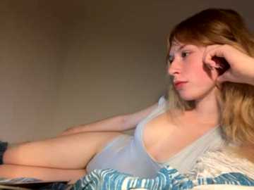 lisa_5329 @ stripchat on 20251110