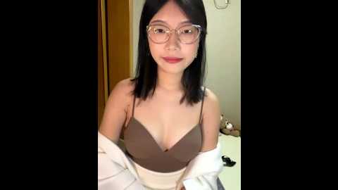 nami_op @ stripchat on 20251110