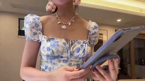 bella_999 @ stripchat on 20251111