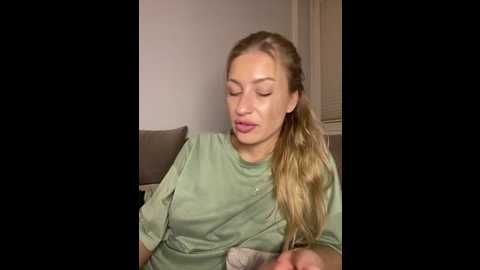 belle98 @ stripchat on 20251111