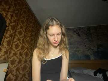 eva_angel3 @ stripchat on 20251111