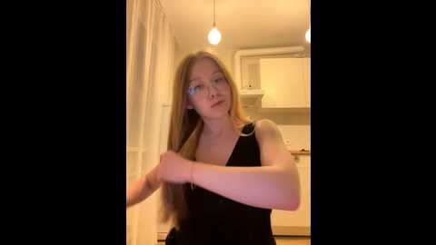 eva_weyne @ stripchat on 20251111