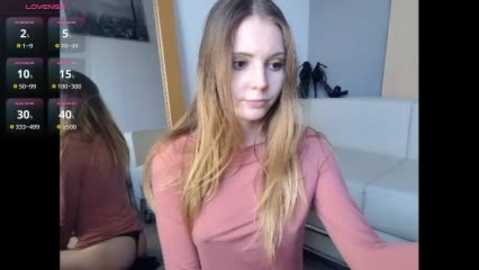 frosty_princess @ stripchat on 20251111