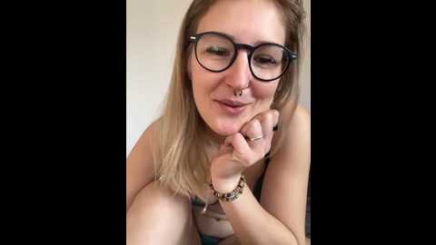 lauraluxxx @ stripchat on 20251111