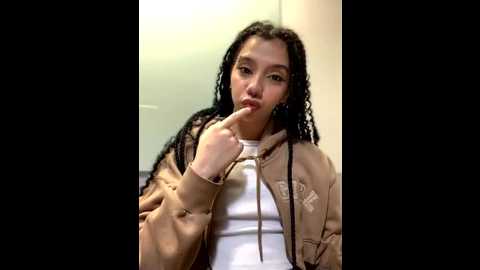 miaacute_ @ stripchat on 20251111