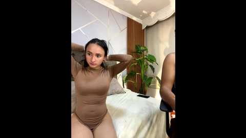 noa_n_luxy @ stripchat on 20251111