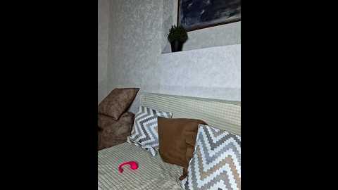 olivia_oliv @ stripchat on 20251111