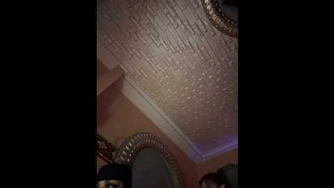 queentaraf999 @ stripchat on 20251111