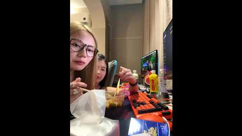 redrose520 @ stripchat on 20251111