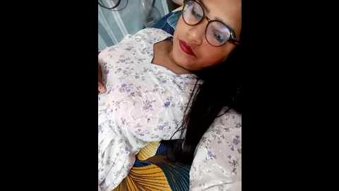 urvashi01224 @ stripchat on 20251111