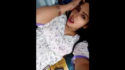 urvashi01224 @ stripchat on 20251111