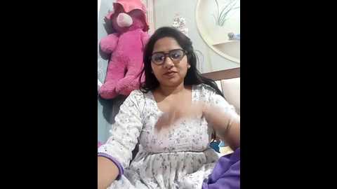 urvashi01224 @ stripchat on 20251111