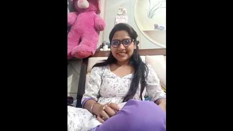 urvashi01224 @ stripchat on 20251111