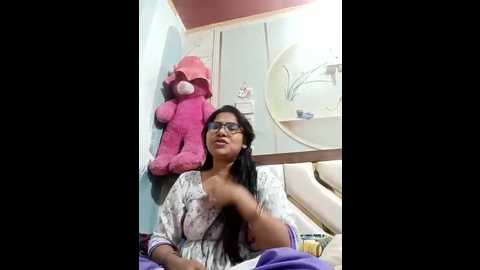 urvashi01224 @ stripchat on 20251111