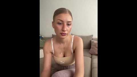 belle98 @ stripchat on 20251112