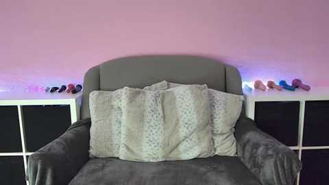 hot_svenja @ stripchat on 20251112