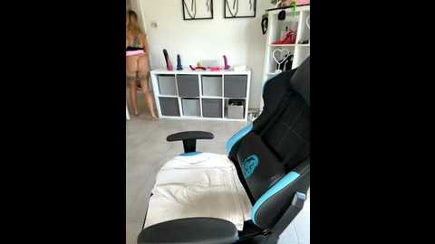 lara_bergmann @ stripchat on 20251112