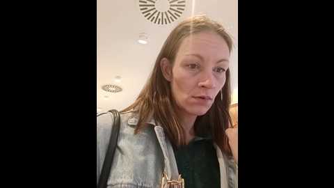 mypetitegf18 @ stripchat on 20251112