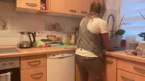 s_te_fan_i @ stripchat on 20251112