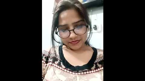 urvashi01224 @ stripchat on 20251112