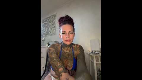 aileeninkofficial @ stripchat on 20251113