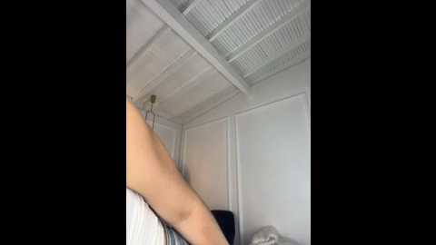 arieliciousxxx @ stripchat on 20251113