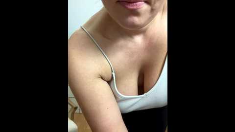 chloe_taa @ stripchat on 20251113