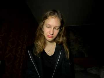 eva_angel3 @ stripchat on 20251113