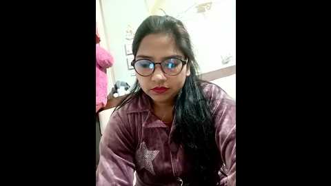 urvashi01224 @ stripchat on 20251113