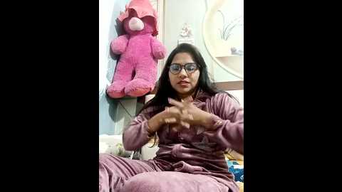 urvashi01224 @ stripchat on 20251113