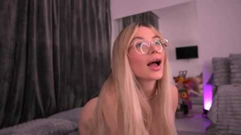 kyliejoyce @ stripchat on 20251114