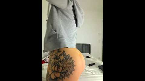 laisie_ @ stripchat on 20251114