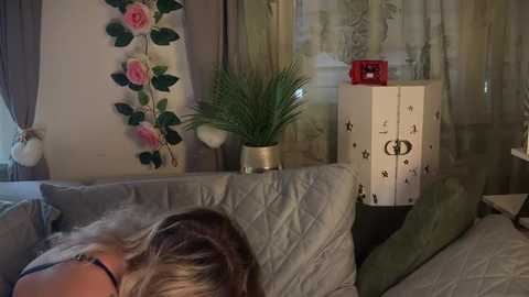 monageil @ stripchat on 20251114