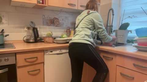 s_te_fan_i @ stripchat on 20251114