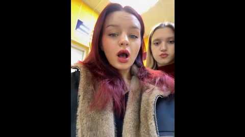 cum_girlss @ stripchat on 20251115