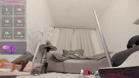 fox_yiyi @ stripchat on 20251115