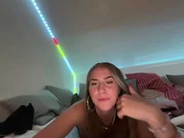 goddesemiiyy @ stripchat on 20251115