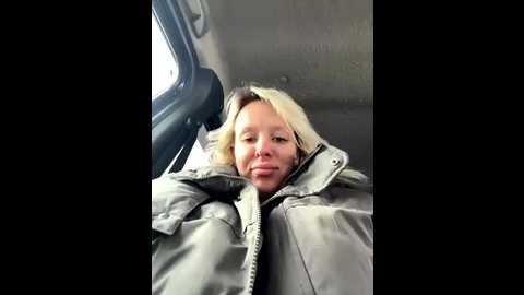 likacat @ stripchat on 20251115