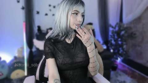 naomii_soto @ stripchat on 20251115