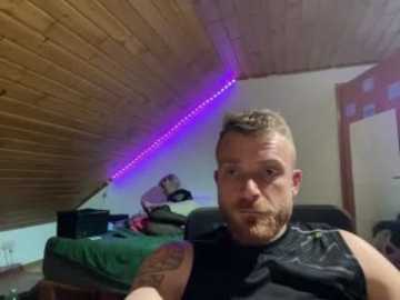 redlayla @ stripchat on 20251115