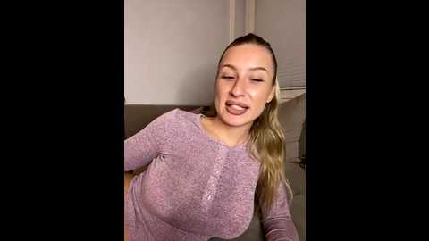 belle98 @ stripchat on 20251116