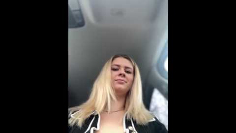 love_bri @ stripchat on 20251116