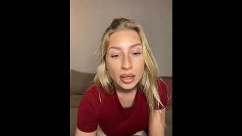 belle98 @ stripchat on 20251117