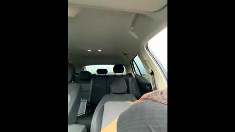 dorideluxe66 @ stripchat on 20251117