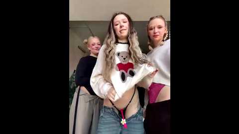 rolldolls @ stripchat on 20251117